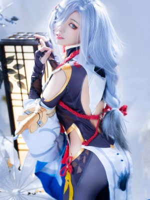 外星嫣子-申鹤_13