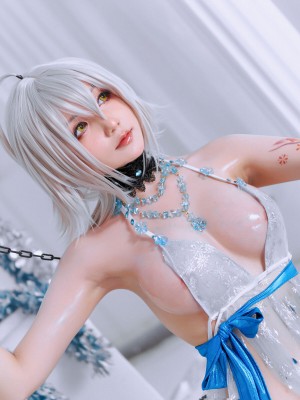 Joyce - Jeanne ALTER ICYNG_23