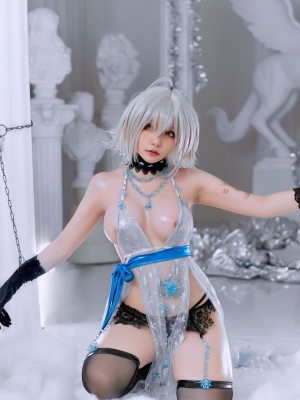 Joyce - Jeanne ALTER ICYNG_16