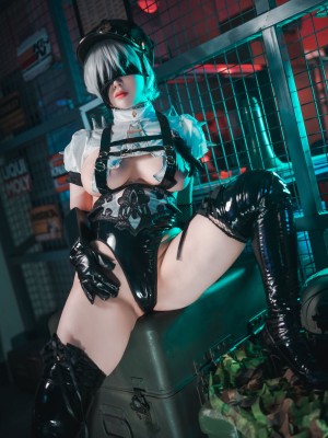 DJAWA Photo - ZziZzi (모찌) Operator 2B_063