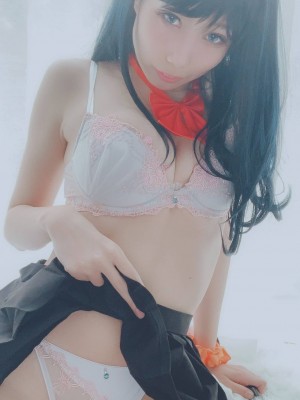 如月灰-宝多六花_KGA00859