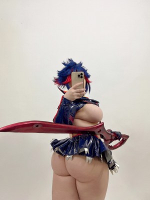 UyUy - Ryuuko Matoi (selfies)_08