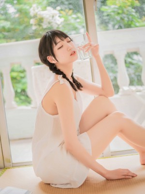 xo956_周叽是可爱兔兔-盛夏[19P]_013