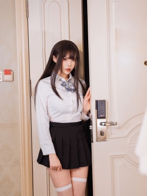 [夏小秋秋秋] The Pure Girlfriend's Fall_0025