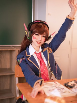 Sally多啦雪 (Sally Dorasnow) - D.Va_ (18)