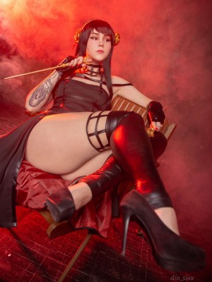 Yor Briar (Various Cosplayers)_239