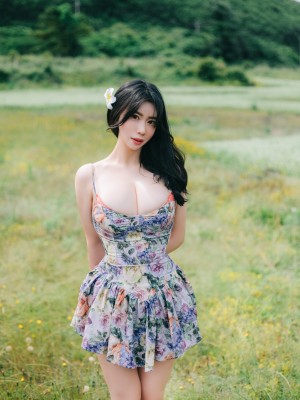 Adorable Sia_Paranhosu-Sia-S22-Photo-Book-Vol.8-Adorable-Sia-4kUp-019