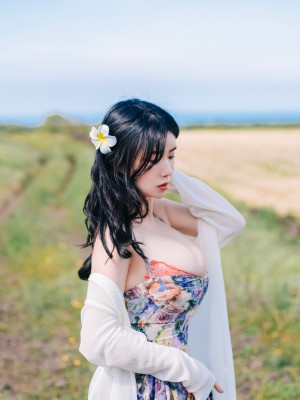 Adorable Sia_Paranhosu-Sia-S22-Photo-Book-Vol.8-Adorable-Sia-4kUp-055