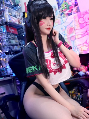 Potato Godzilla - D.Va_11