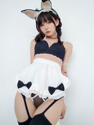 迷之呆梨(发条少女) 2023 1月fantia会员订阅合集_2023-01-02新年のやんちゃなウサギがあなたと一緒にいます23P-43MB-17