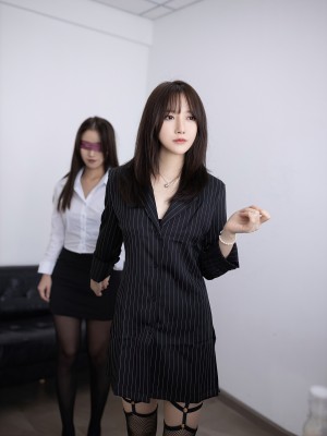 [XiuRen秀人网] 2023.04.28 No.6664 鱼子酱Fish - Director and secretary_0018