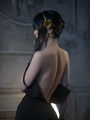 Vinnegal - Yor Forger_14_Vinnegal_Yor_Forger_14