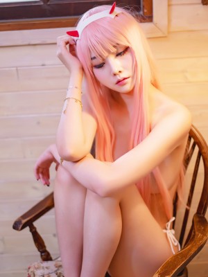SAINT Photolife - Yuna (유나) - No.10 Zero Two_45