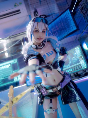 Joyce - Silver Wolf_23