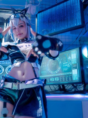 Joyce - Silver Wolf_56