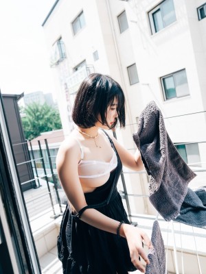 [Loozy] Zia (지아) - With Delivery Man_15