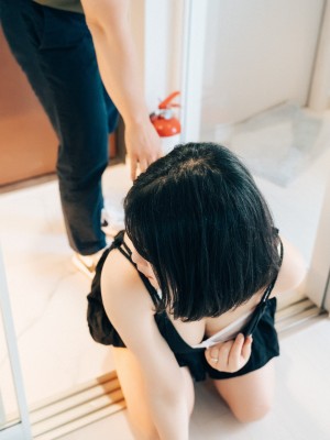 [Loozy] Zia (지아) - With Delivery Man_29