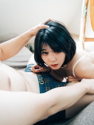 [Loozy] Zia (지아) - With Delivery Man_66