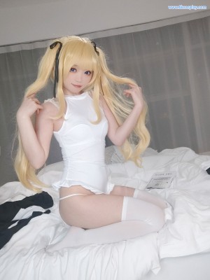 [神沢永莉] 英梨梨修女自拍 Eriri Spencer Sawamura Nun Selfie_005