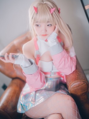 [DJAWA (Jeong Jenny)] Viper N+B+S Ver. (Goddess of Victory Nikke)_022