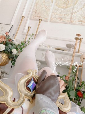 Seele麦麦 荧の纯白物语_006