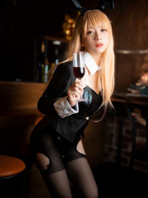 [清青琴玖] 喜多川兔女郎 Marin Kitagawa Bunny_06