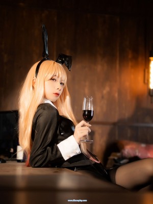 [清青琴玖] 喜多川兔女郎 Marin Kitagawa Bunny_13