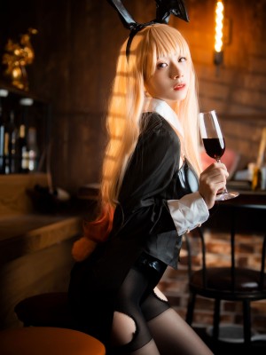 [清青琴玖] 喜多川兔女郎 Marin Kitagawa Bunny_07