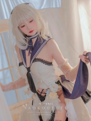 咬一口兔娘ovo 梳妆的大小姐-可畏_04