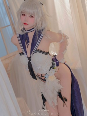 咬一口兔娘ovo 梳妆的大小姐-可畏_26