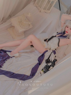 咬一口兔娘ovo 梳妆的大小姐-可畏_19