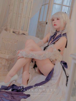 咬一口兔娘ovo 梳妆的大小姐-可畏_14