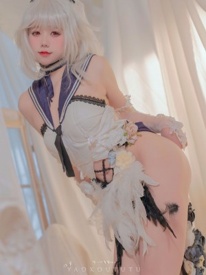 咬一口兔娘ovo 梳妆的大小姐-可畏_28