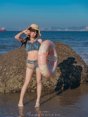 咬一口兔娘ovo 海の夏日_05