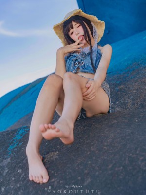 咬一口兔娘ovo 海の夏日_63