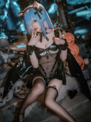 [大大卷卷小卷]碧蓝航线雅努斯 万圣喵喵惊悚夜_04