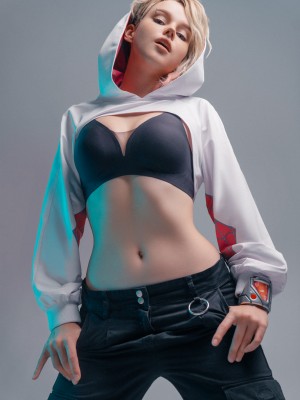 Shirogane Sama - Gwen sport_01_Gwen_sport_1