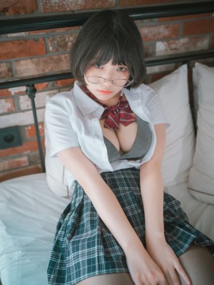 [DJAWA] Mimmi - Model Student_045