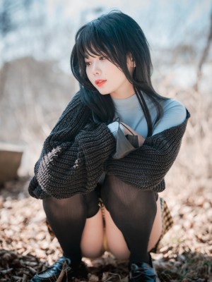 [DJAWA] Zia (지아) - Early Spring Walk in March_081