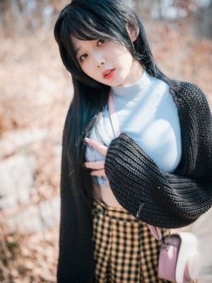 [DJAWA] Zia (지아) - Early Spring Walk in March_087