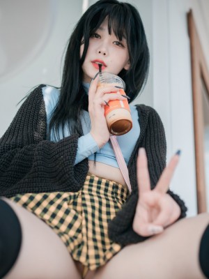 [DJAWA] Zia (지아) - Early Spring Walk in March_108