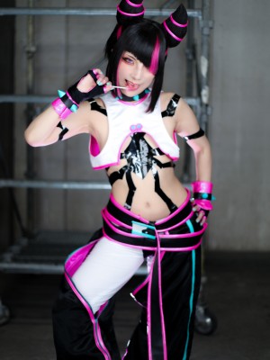 Comonun - Juri_007