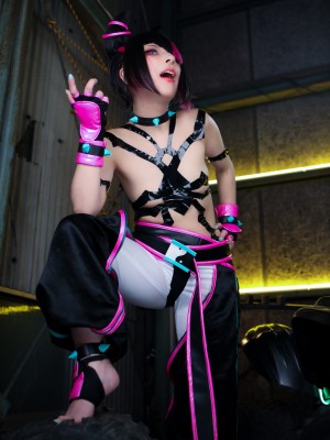 Comonun - Juri_149
