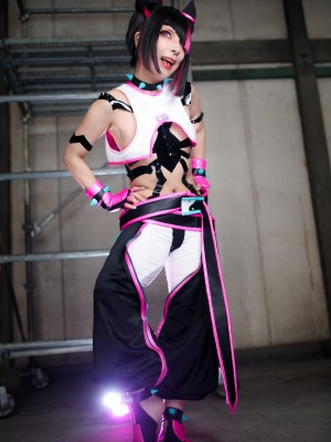 Comonun - Juri_023