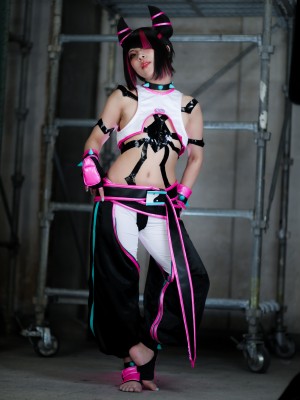 Comonun - Juri_025