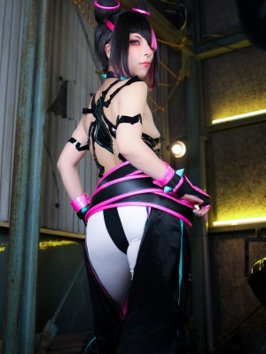 Comonun - Juri_137