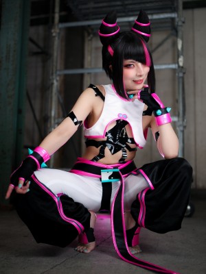 Comonun - Juri_053