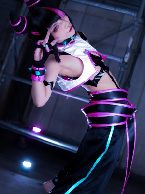Comonun - Juri_087