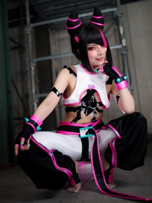 Comonun - Juri_052