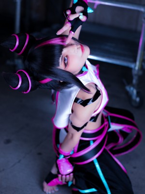Comonun - Juri_089